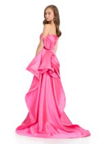Alena Gown - Image 4